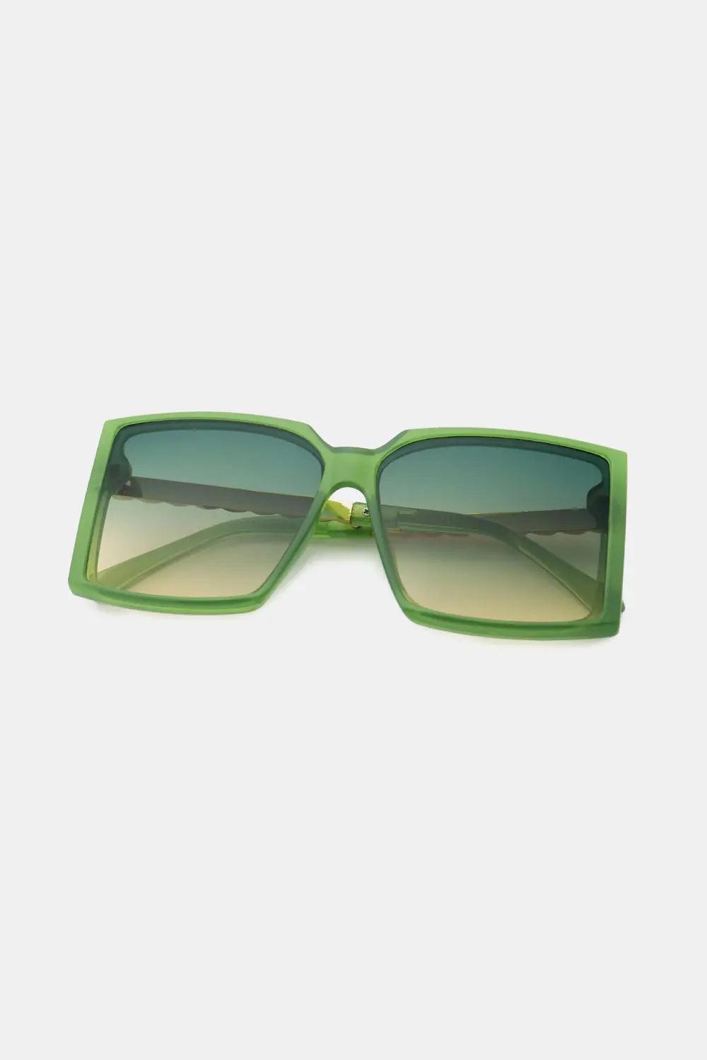 Polycarbonate Frame Square Sunglasses - Urban Trend Fashion