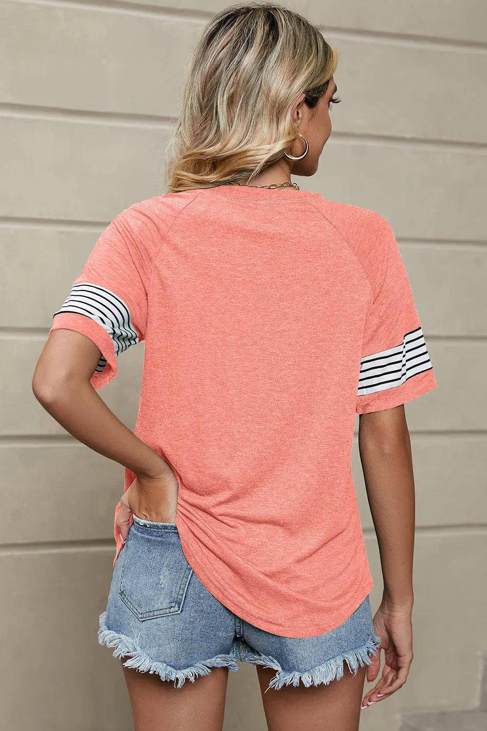 Striped Round Neck Short Sleeve T-Shirt - Urban Trend Fashion