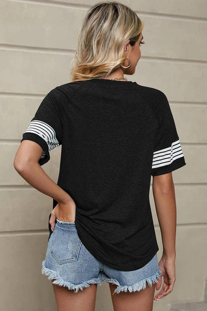 Striped Round Neck Short Sleeve T-Shirt - Urban Trend Fashion