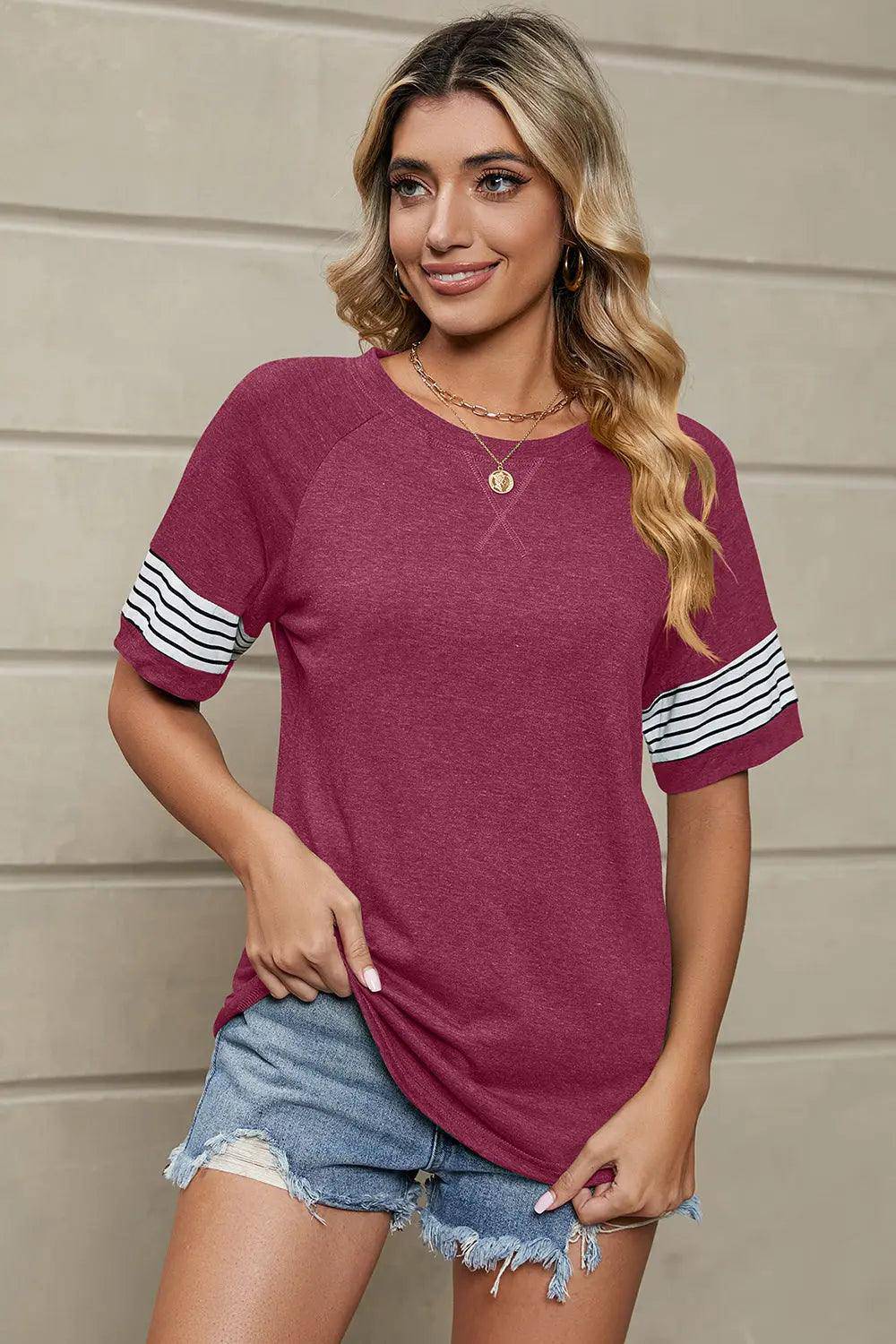 Striped Round Neck Short Sleeve T-Shirt - Urban Trend Fashion