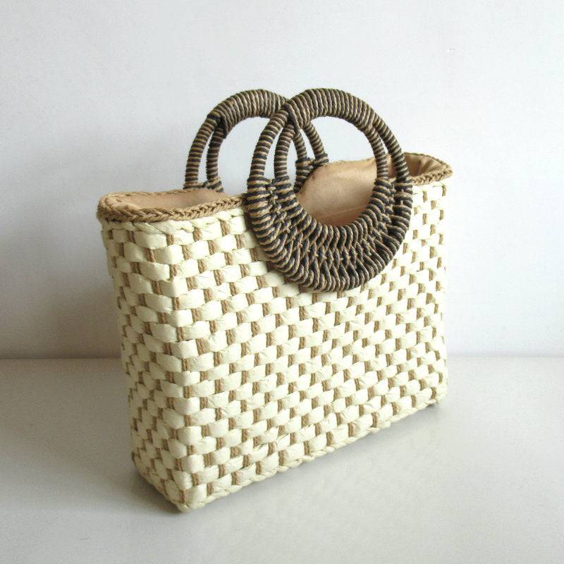 Small Round Cake Hand Carrying Straw Bag - Urban Trend Fashion